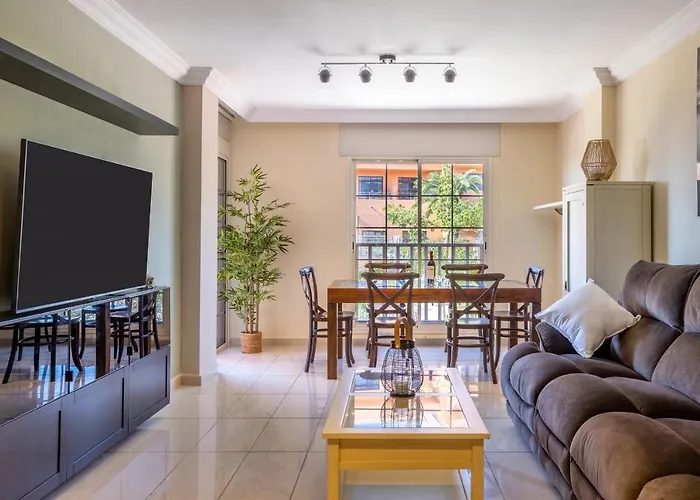 Amazing Sea View Playa Del Duque By Lovetener شقة